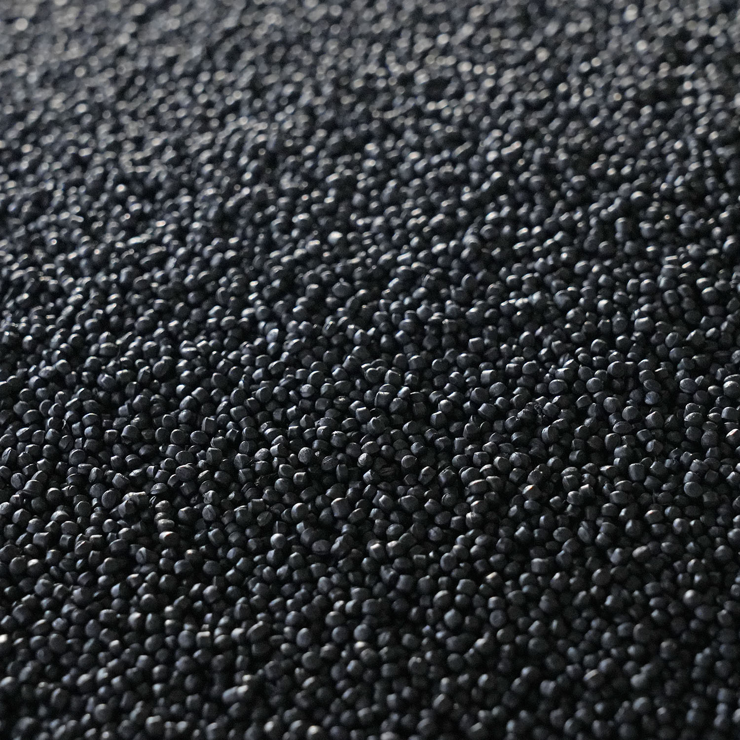 Enth&uuml;llung der Kraft der Peroxidvernetzung: Halbleitendes Abschirmmaterial in der Kabeltechnik